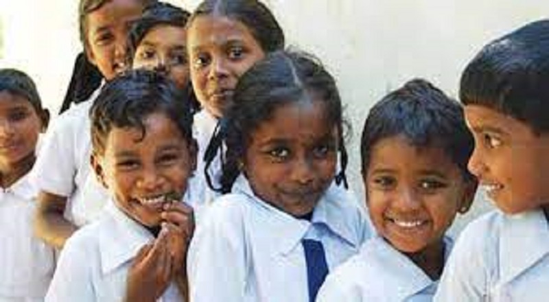ஆங்கிலம் கற்பிப்பதற்காக 13 ஆயிரத்து 800 ஆசிரியர்களுக்கு பயிற்சி!